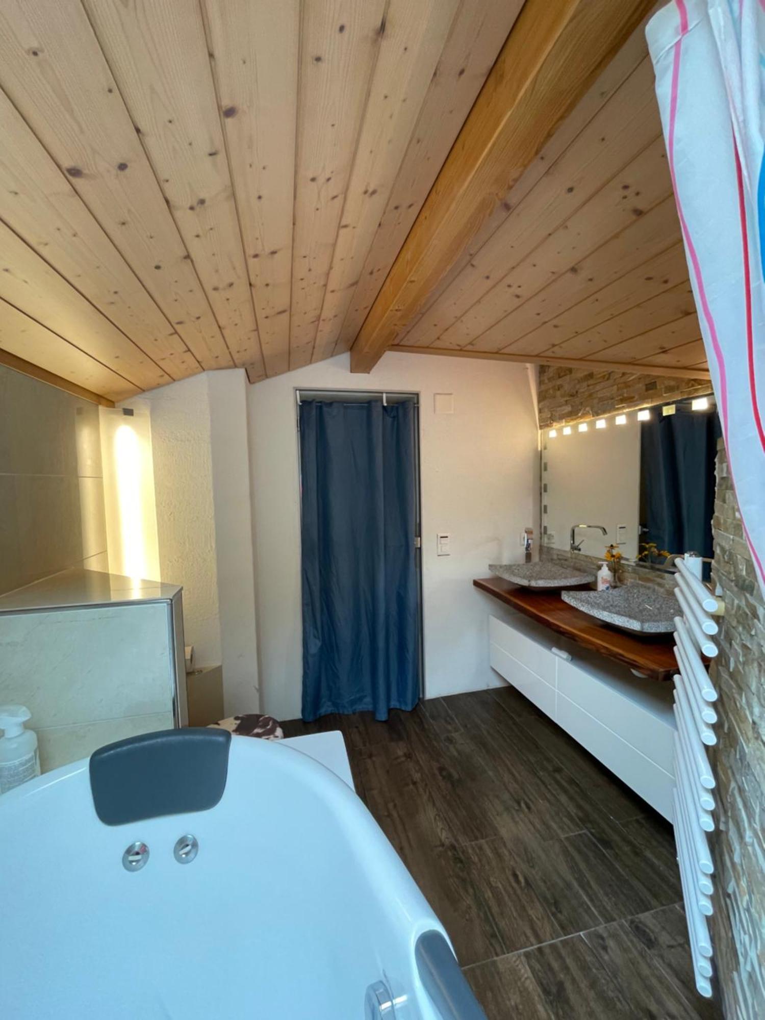 Hotel Superior Doppelzimmer Im Chalet Milital Innertkirchen Exteriér fotografie